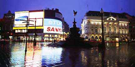 PICCADILLY REFLECTIONS